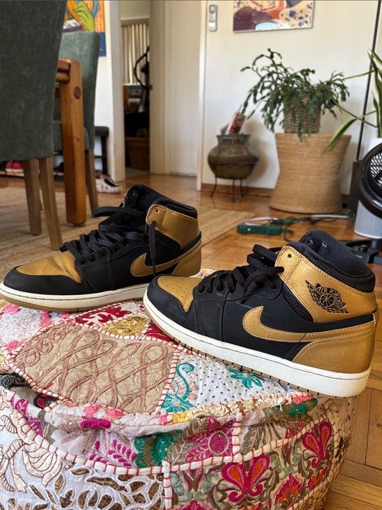 Jordan Other - Air Jordan 1 Retro High “Melo”